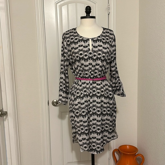 Black and White Print Shirt Dress - Picture 1 of 8